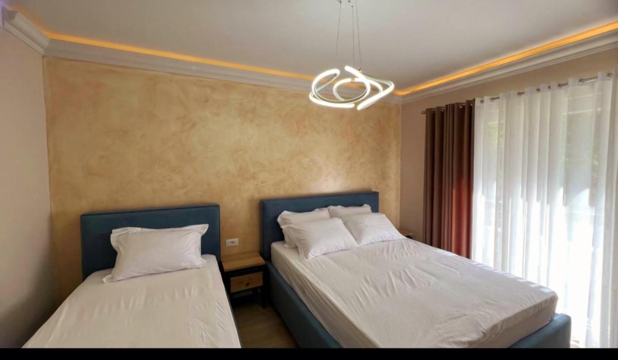 Hotel Demoli Pogradec Exterior photo